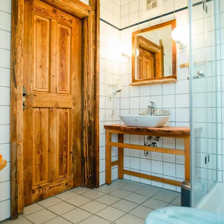 Feriegård Gaestezimmer Weingut Pongratz Am Kranachberg *