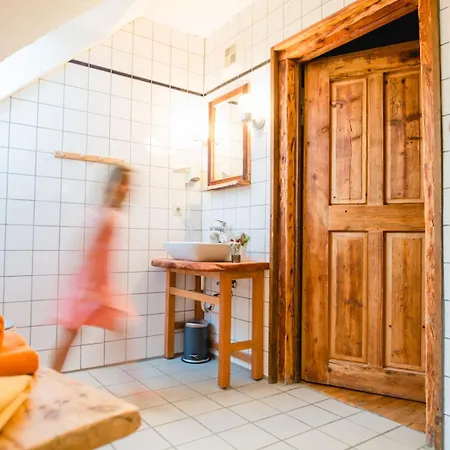 Gaestezimmer Weingut Pongratz Am Kranachberg Feriegård *
