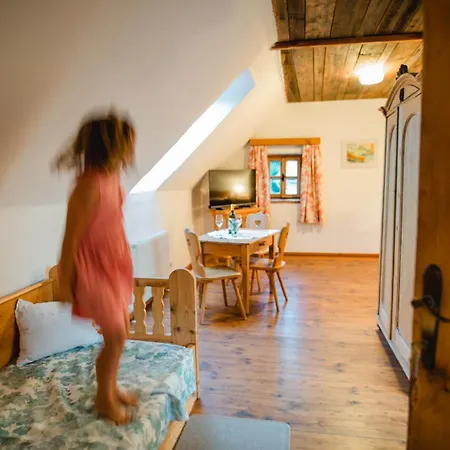 Feriegård Gaestezimmer Weingut Pongratz Am Kranachberg Gamlitz